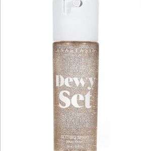 Anastasia Dewy Setting Spray